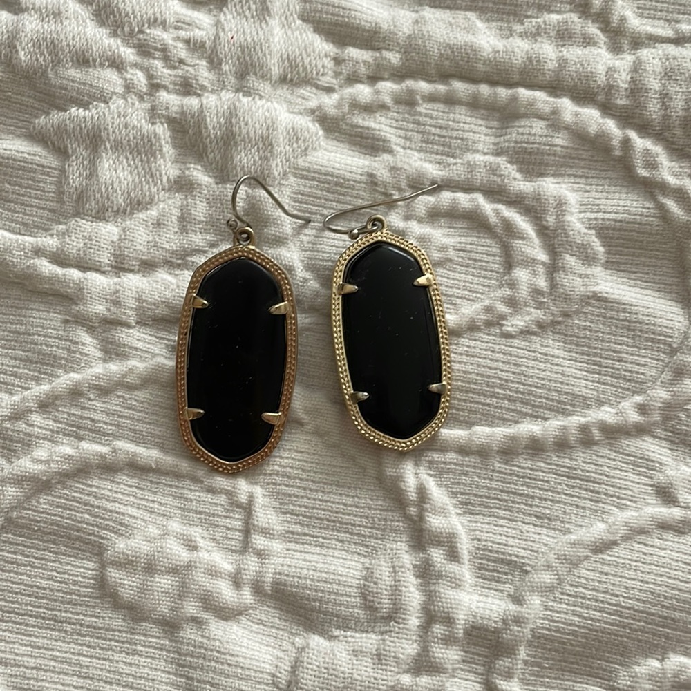 Kendra Scott black earrings